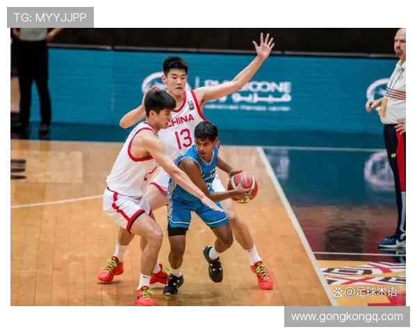 印度与中国男篮激战视频回顾精彩瞬间与精彩表现分析